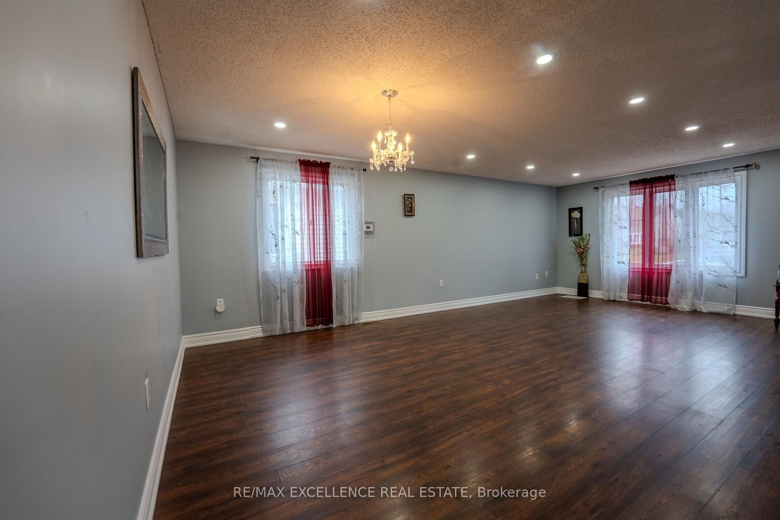 Detached House for sale at 3 Hickling Trail, Barrie, Ontario, L4M 5V7 - Grove East - MLS: S12991234