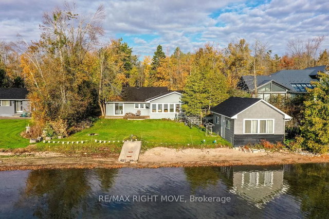 1467 Cunningham Crescent