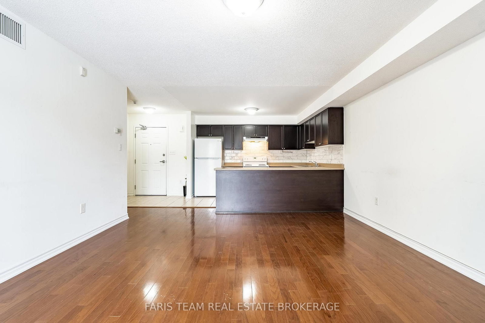 Condo for sale at 19-41 Coulter Street, Barrie, Ontario, L4N 6L9 - Sunnidale - MLS: S12991704