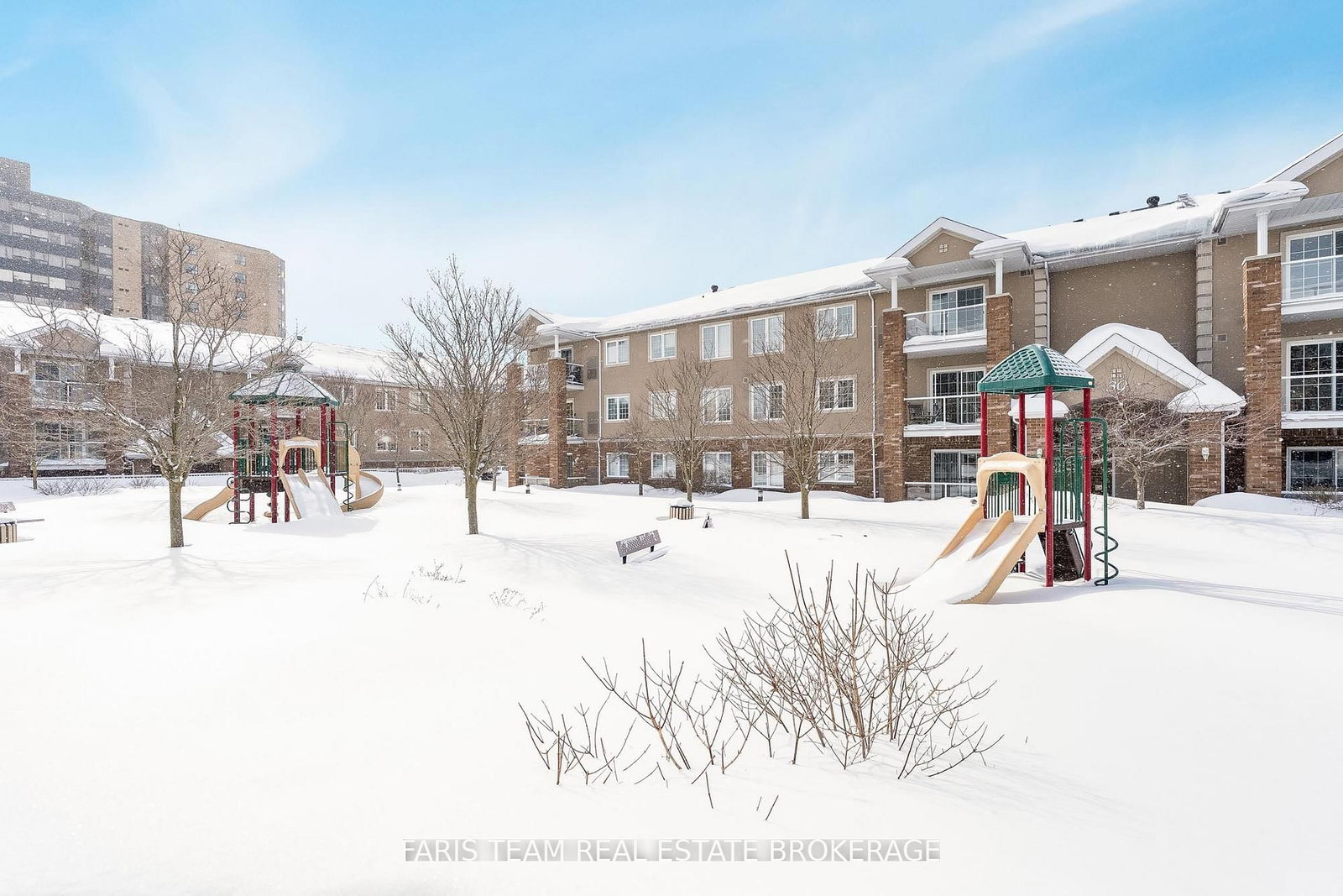 Condo for sale at 19-41 Coulter Street, Barrie, Ontario, L4N 6L9 - Sunnidale - MLS: S12991704