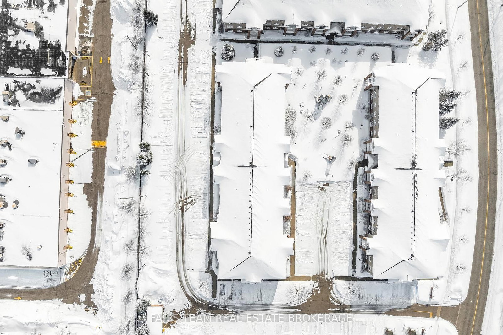 Condo for sale at 19-41 Coulter Street, Barrie, Ontario, L4N 6L9 - Sunnidale - MLS: S12991704