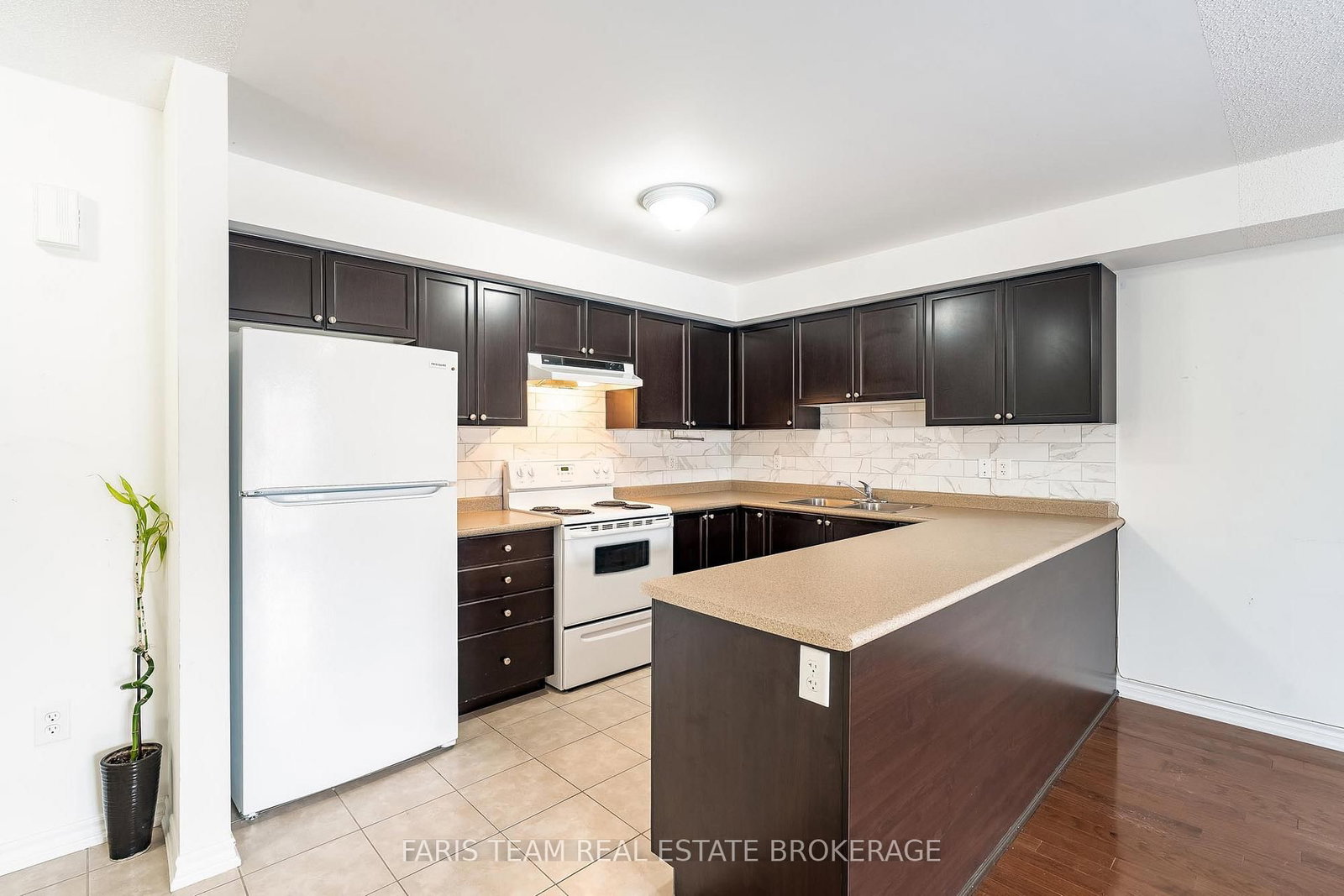 41 Coulter Street, Unit 19 - Photo 6