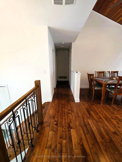 859 E Lakeshore Road • Oro-Medonte, ON photo 9