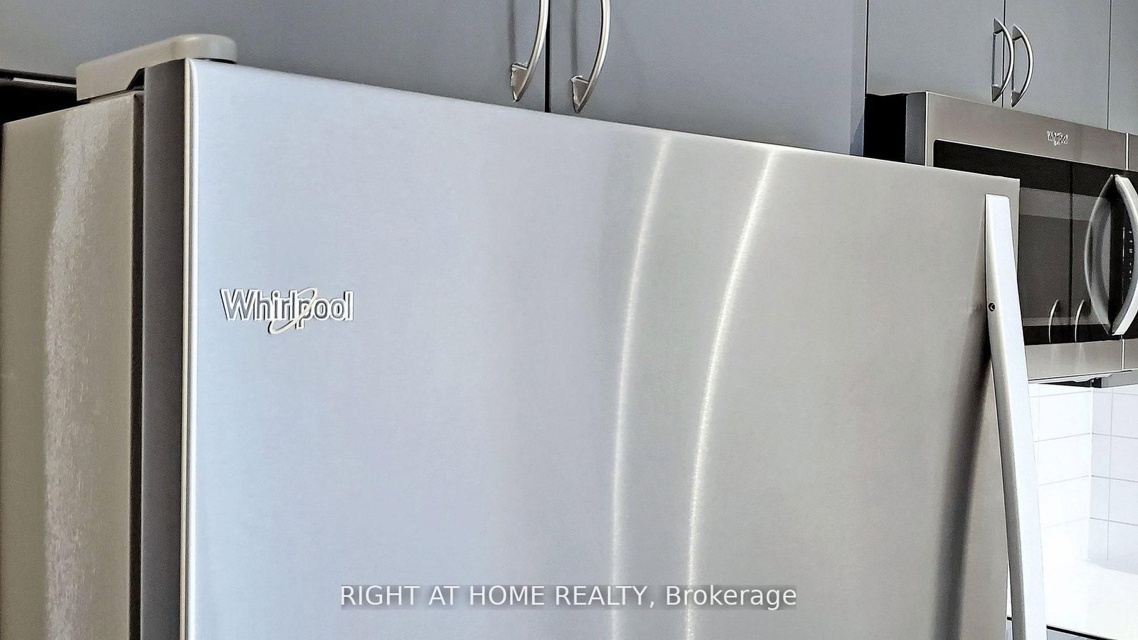 56 Lakeside Terrace, Unit 212 - Photo 5