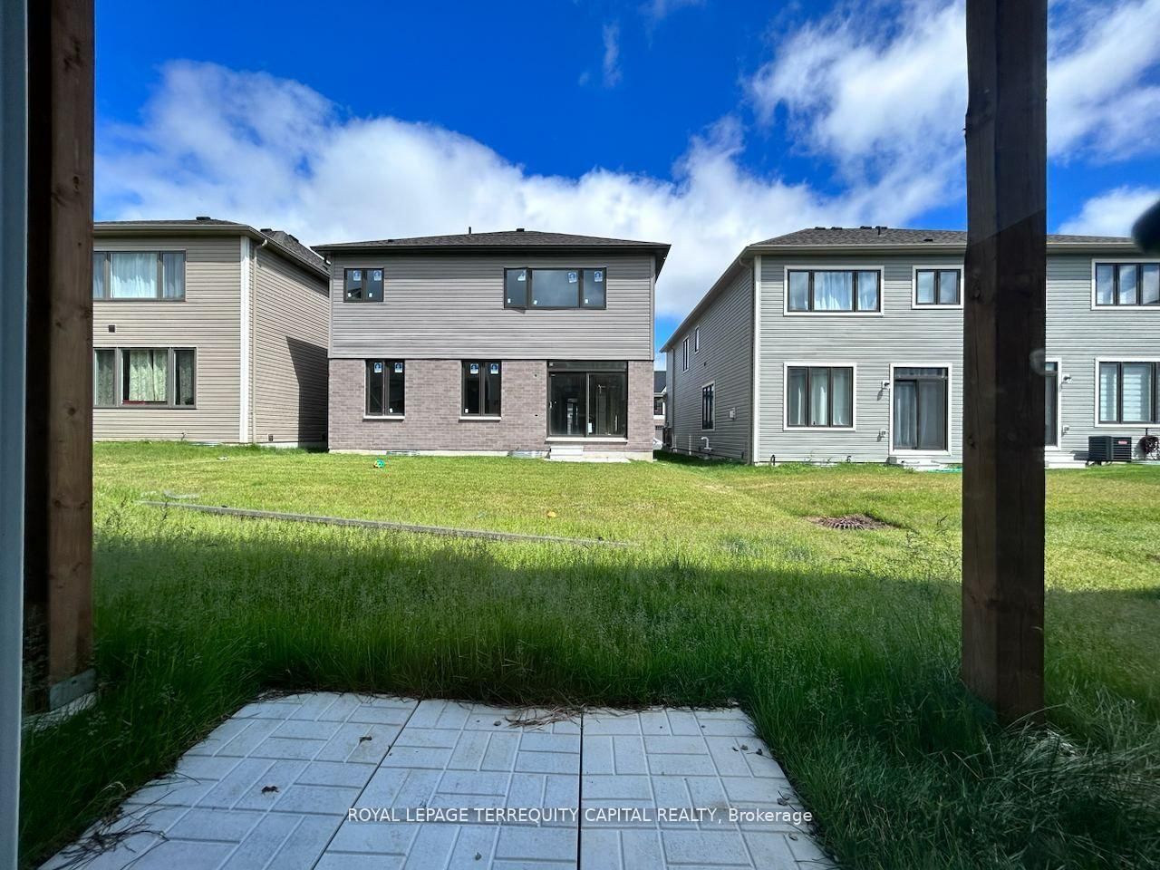 26 Valleybrook Road, Unit Upper - Photo 16