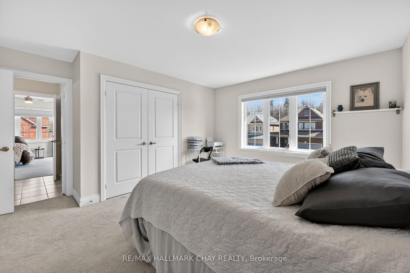 Detached House for sale at 2 Cypress Point Street, Barrie, Ontario, L4N 6J9 - Holly - MLS: S12992724