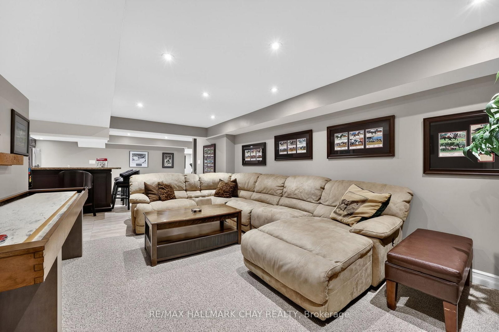 Detached House for sale at 2 Cypress Point Street, Barrie, Ontario, L4N 6J9 - Holly - MLS: S12992724