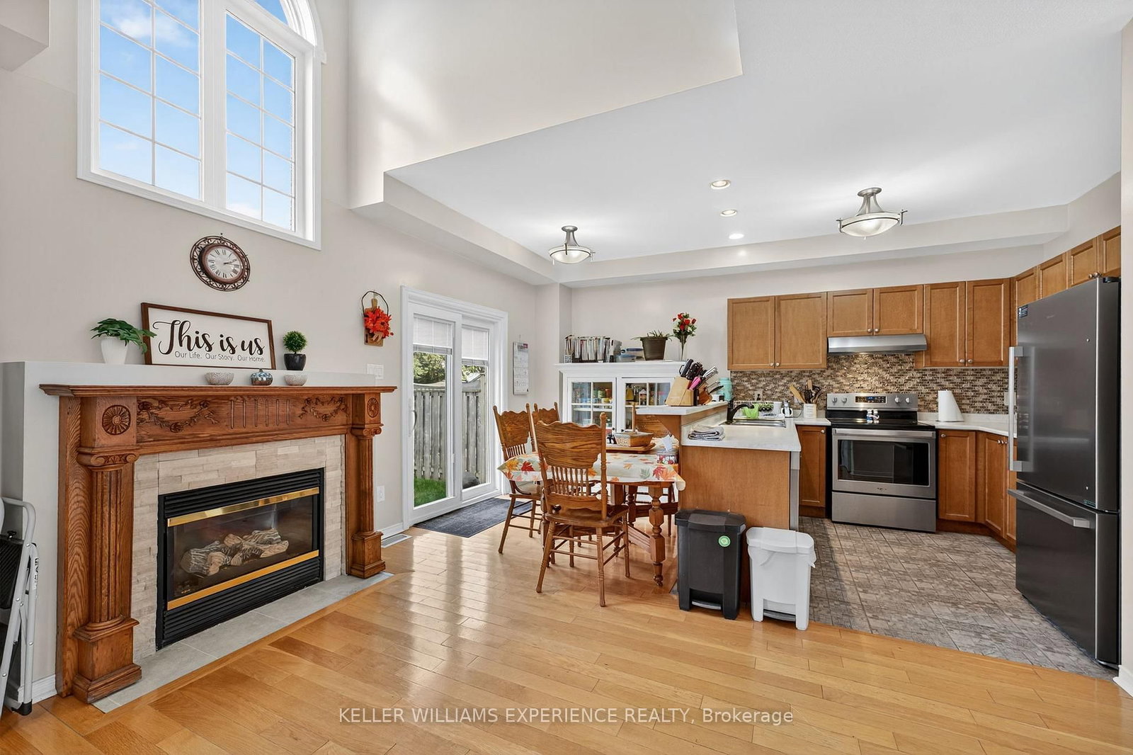 Detached House for sale at 124 Tunbridge Road, Barrie, Ontario, L4M 6T1 - Georgian Drive - MLS: S12993712