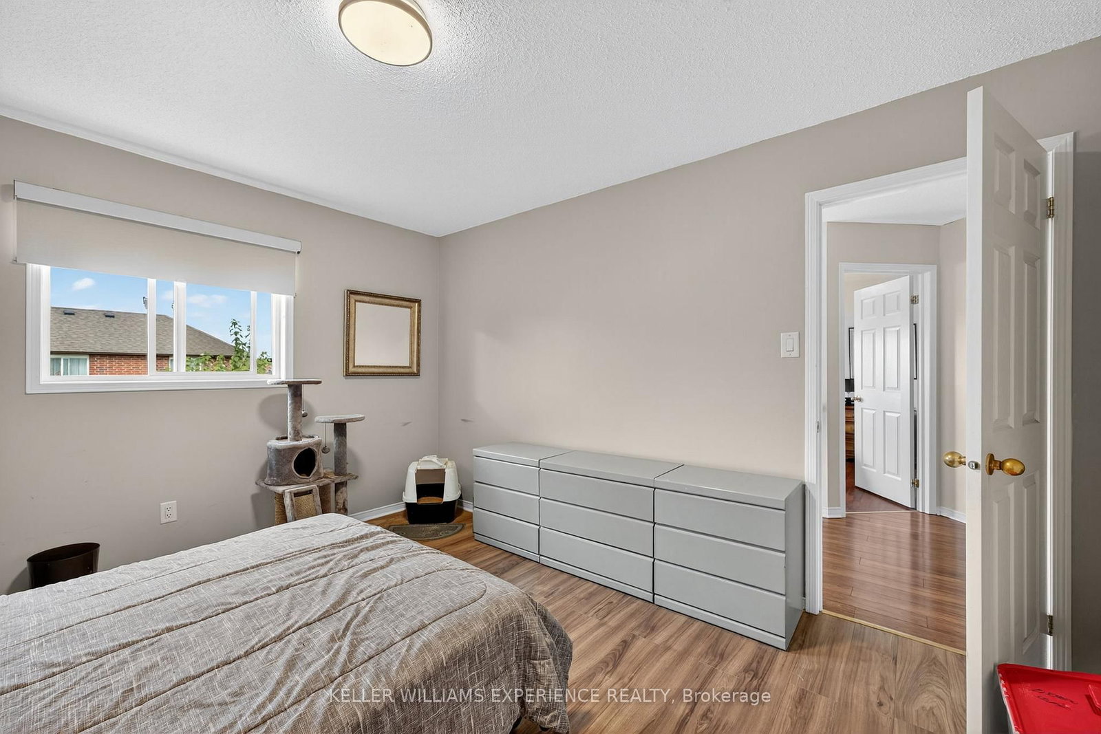 Detached House for sale at 124 Tunbridge Road, Barrie, Ontario, L4M 6T1 - Georgian Drive - MLS: S12993712