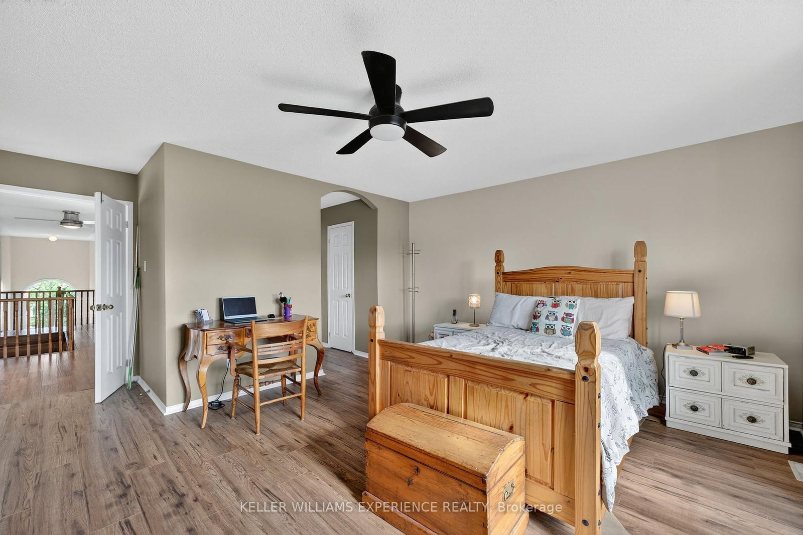 Detached House for sale at 124 Tunbridge Road, Barrie, Ontario, L4M 6T1 - Georgian Drive - MLS: S12993712