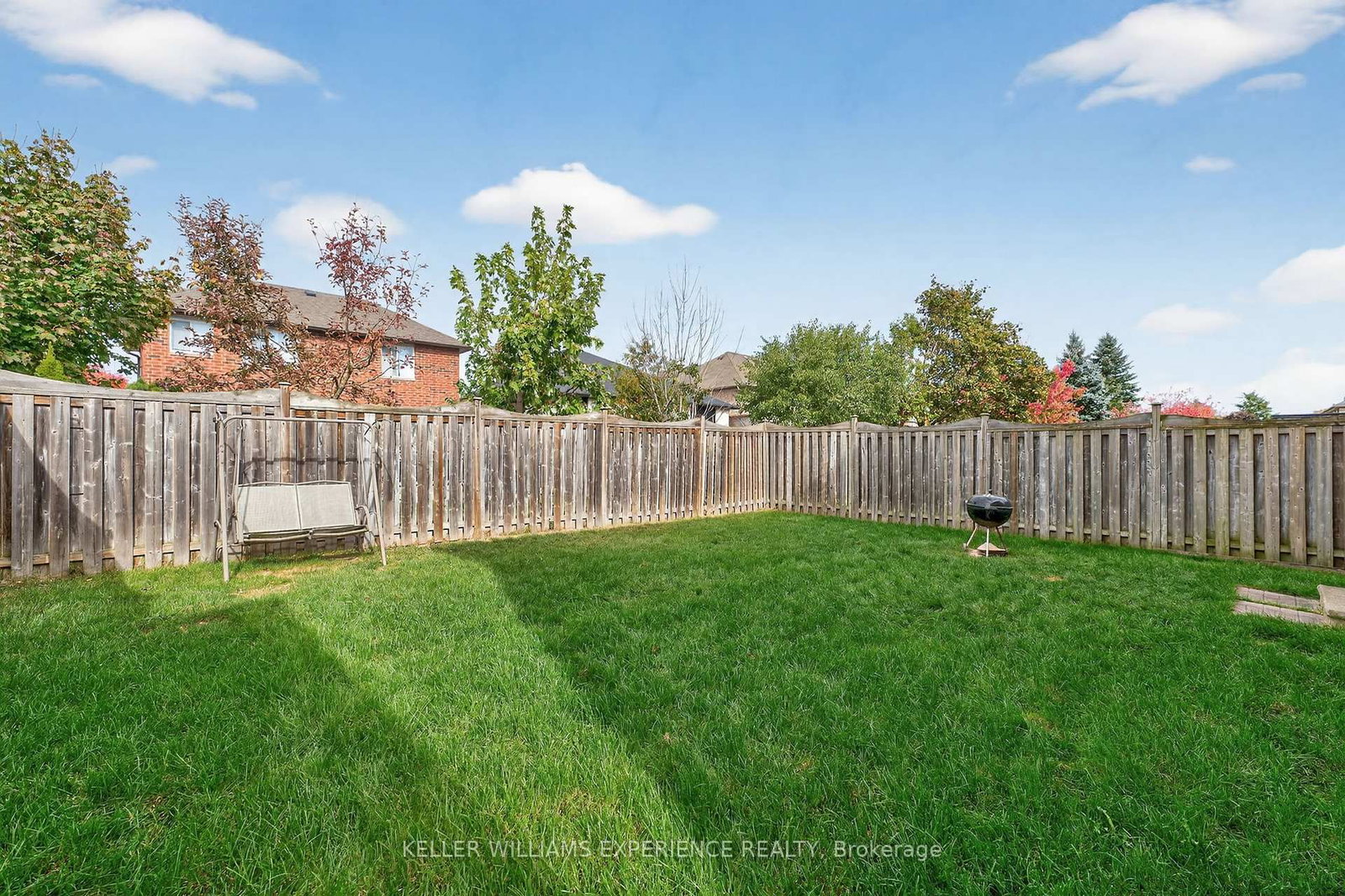 Detached House for sale at 124 Tunbridge Road, Barrie, Ontario, L4M 6T1 - Georgian Drive - MLS: S12993712