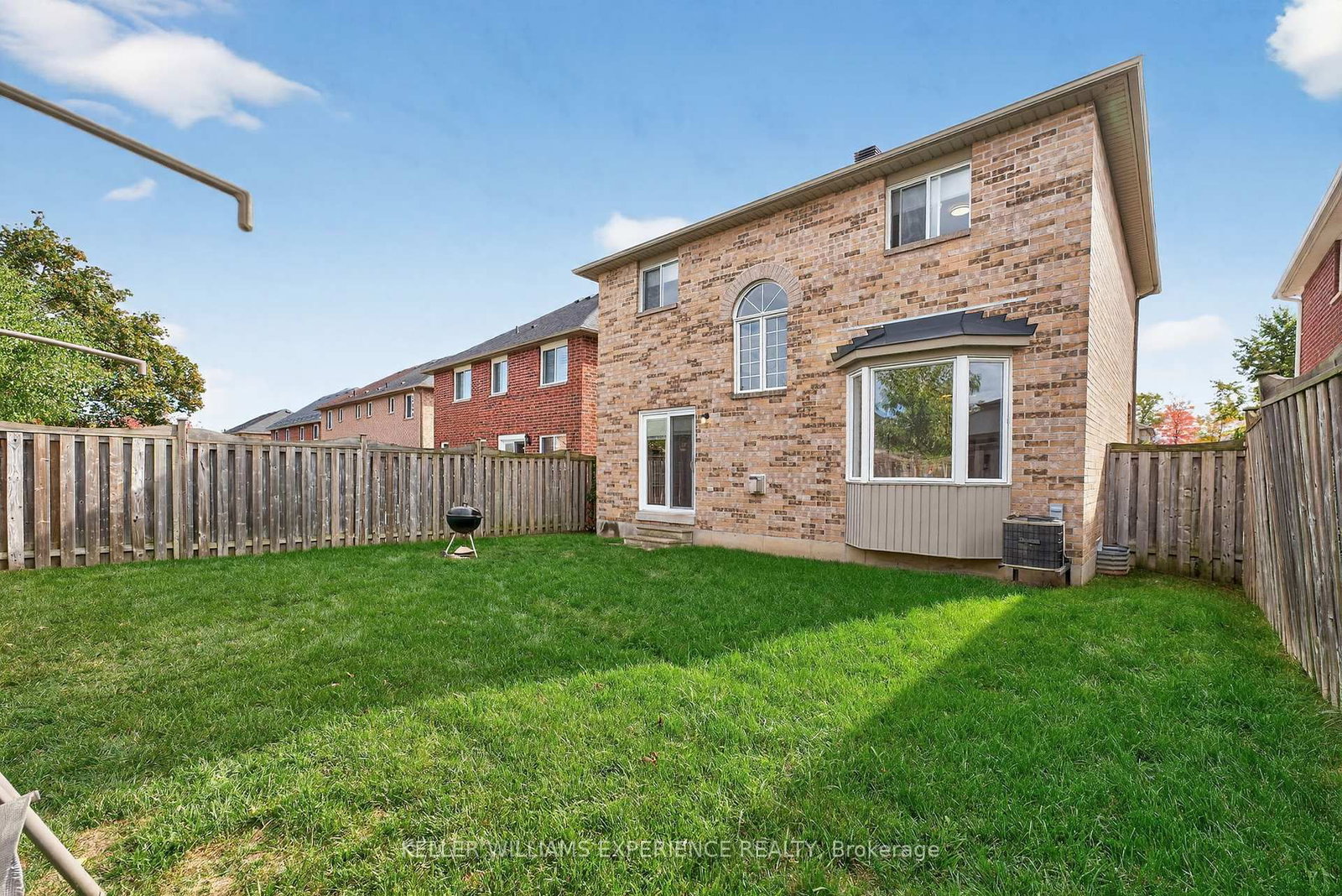 Detached House for sale at 124 Tunbridge Road, Barrie, Ontario, L4M 6T1 - Georgian Drive - MLS: S12993712