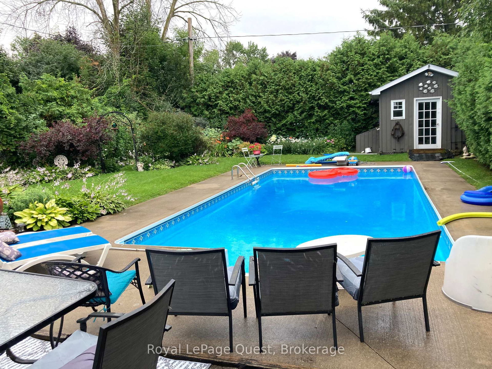 333 Collins Drive - Photo 10