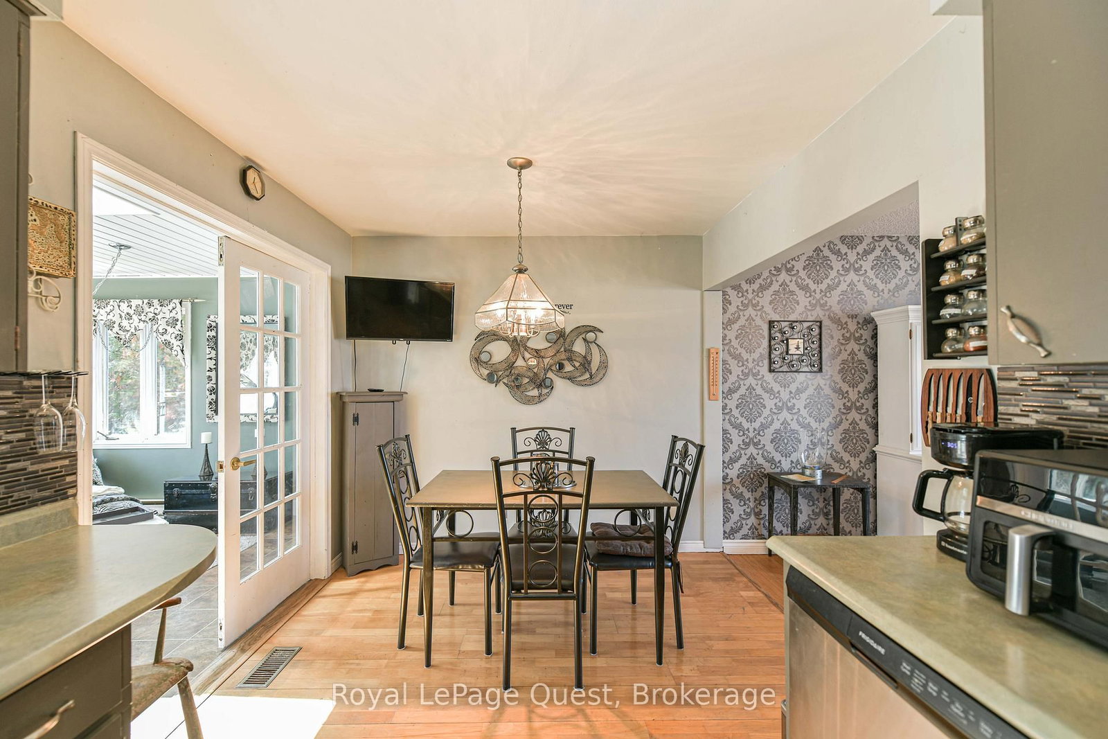 333 Collins Drive - Photo 14