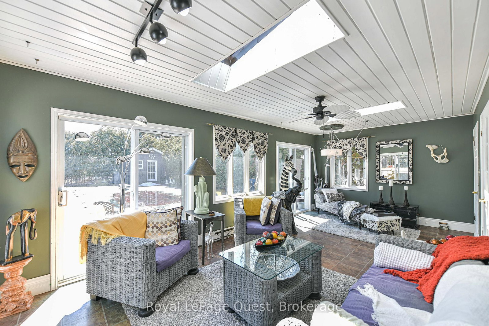 333 Collins Drive - Photo 17