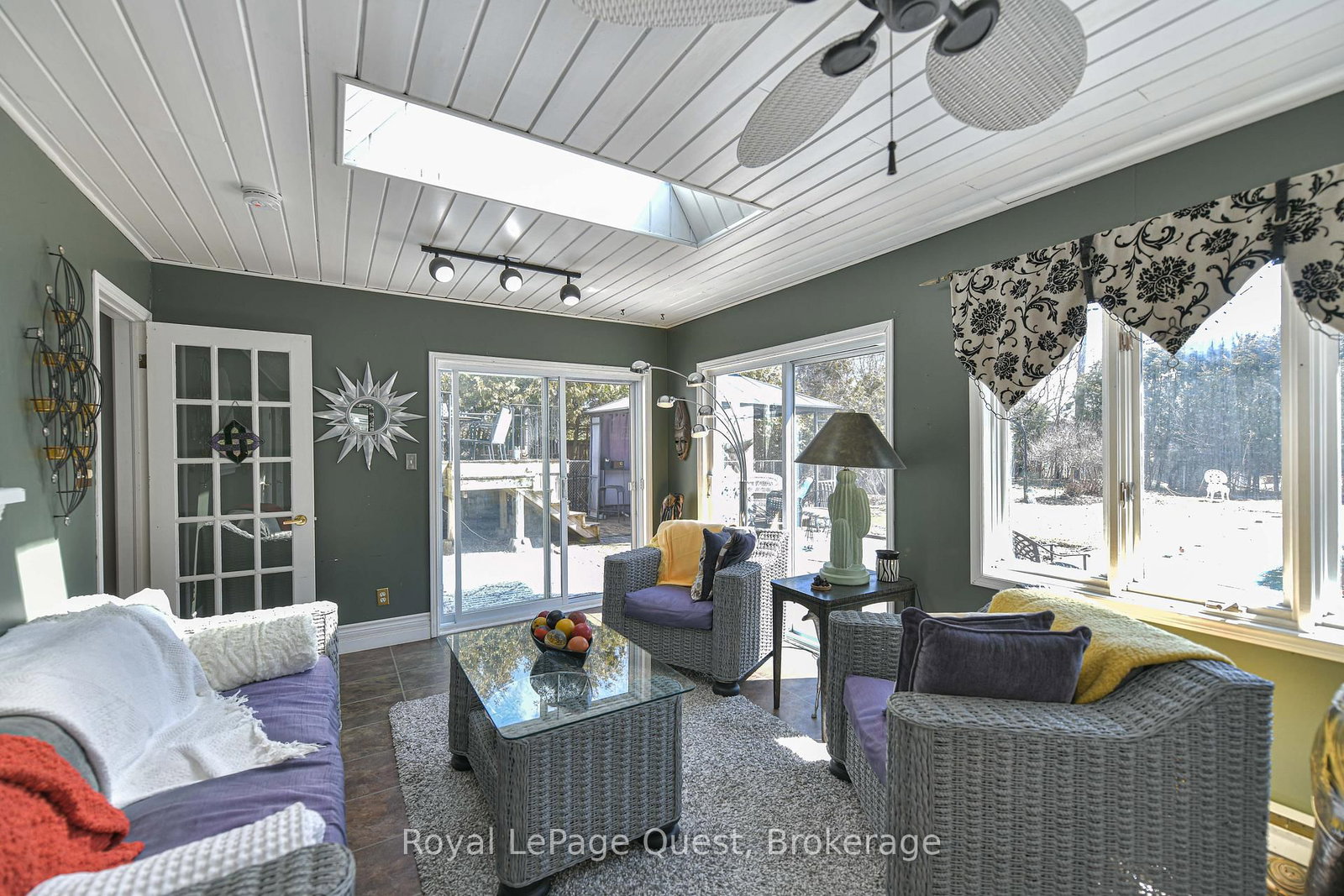 333 Collins Drive - Photo 19