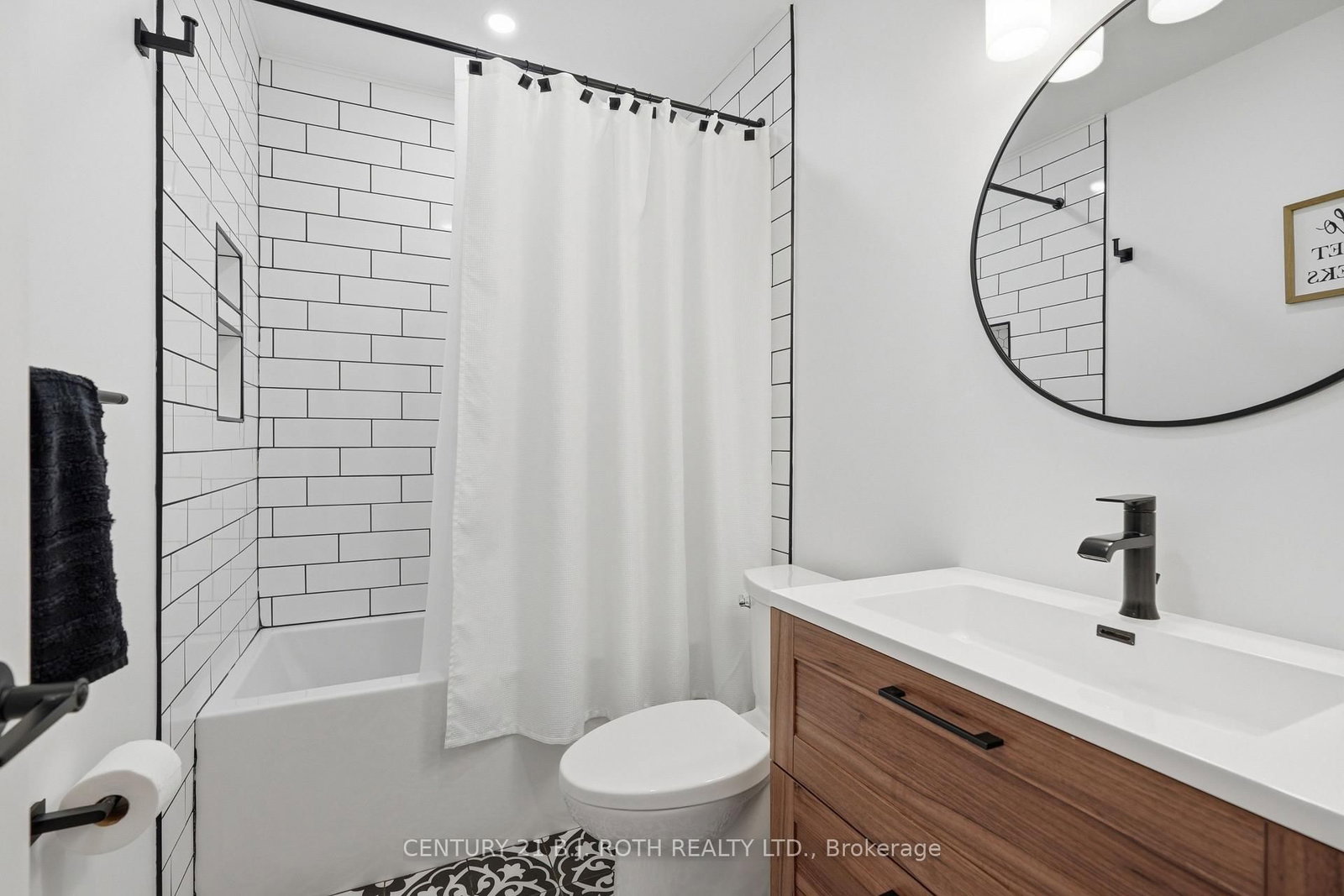 Townhouse for sale at 387 Ferndale Drive, Barrie, Ontario, L4N 0M1 - Ardagh - MLS: S12995062