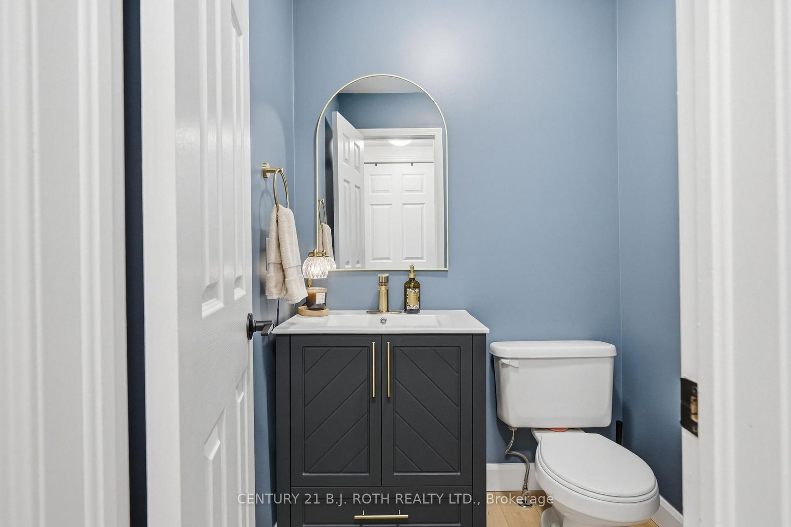 Townhouse for sale at 387 Ferndale Drive, Barrie, Ontario, L4N 0M1 - Ardagh - MLS: S12995062