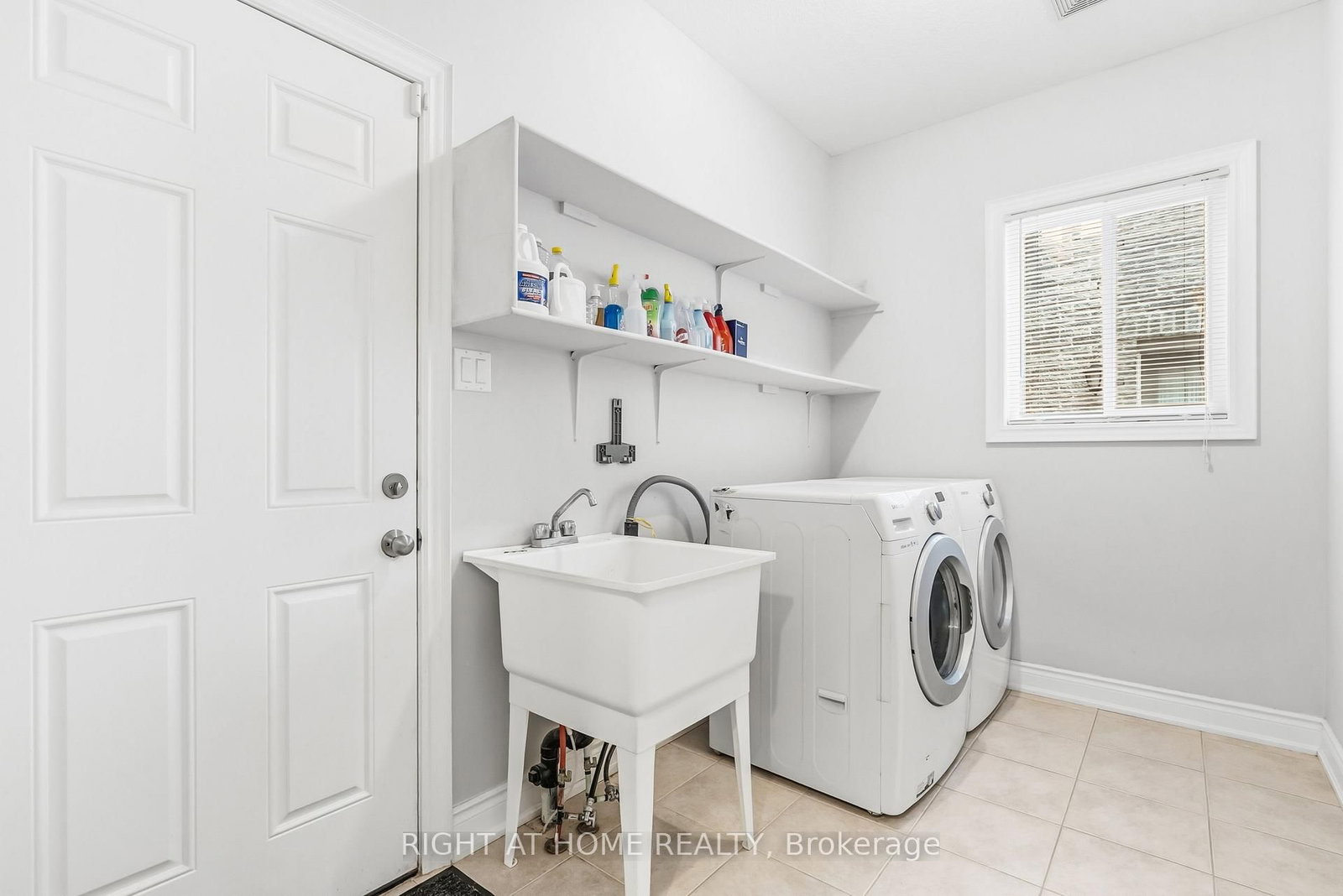 Detached House for sale at 79 Jewel House Lane, Barrie, Ontario, L4N 5X1 - Innis-Shore - MLS: S12995330