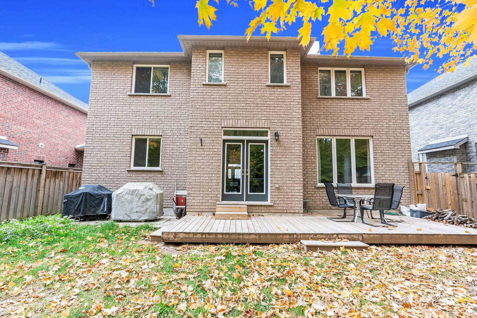 Detached House for sale at 79 Jewel House Lane, Barrie, Ontario, L4N 5X1 - Innis-Shore - MLS: S12995330