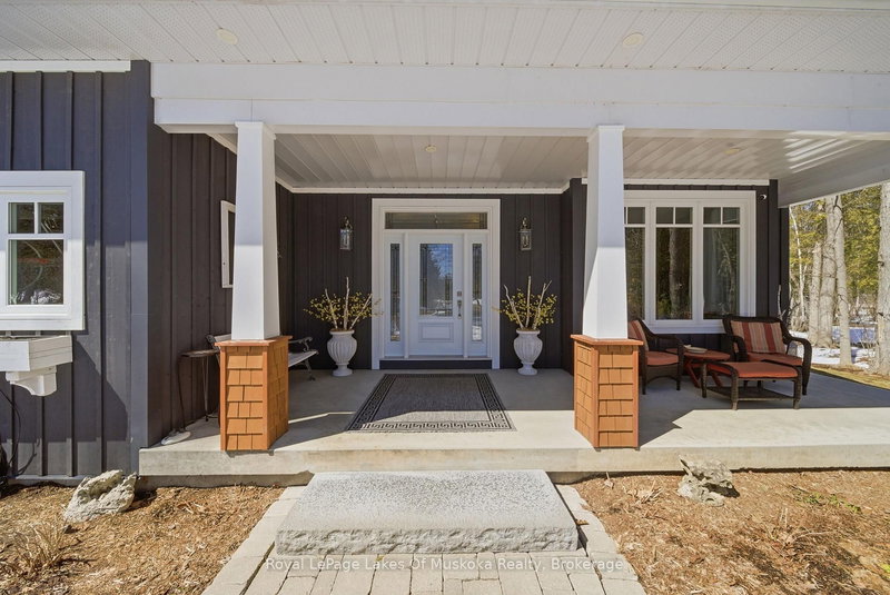 1872 Marchmont Rd, Severn, L3V 0V6 | Image 3