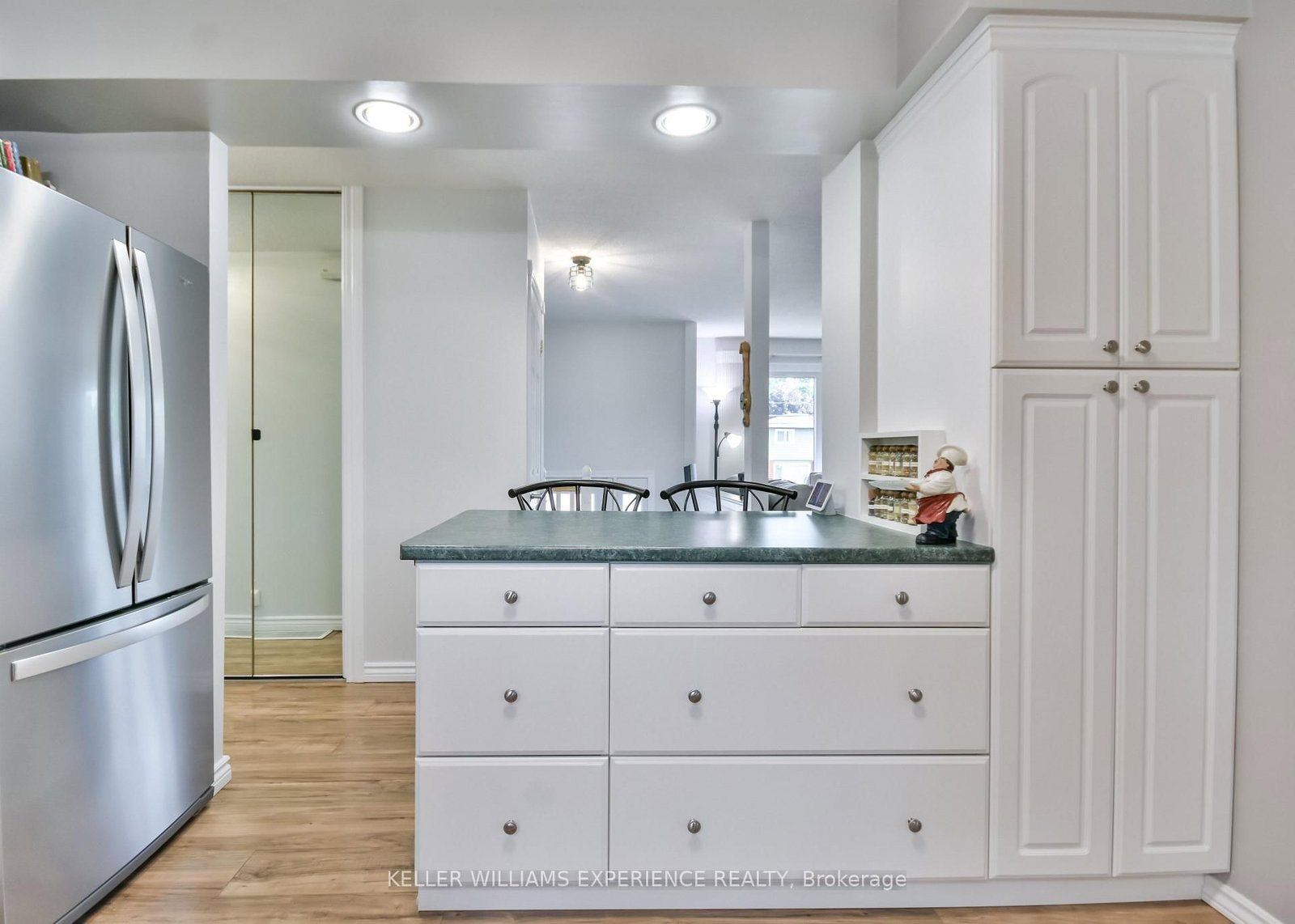 Detached House for sale at 80 Cundles Road, Barrie, Ontario, L4M 2Z7 - Cundles East - MLS: S12996174