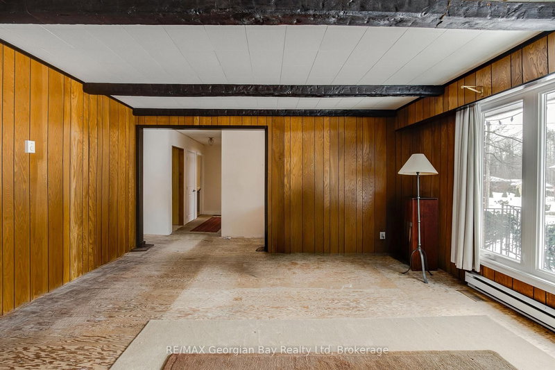 41 Beaufort Cres, Tiny, L9M 0B8 | Image 2