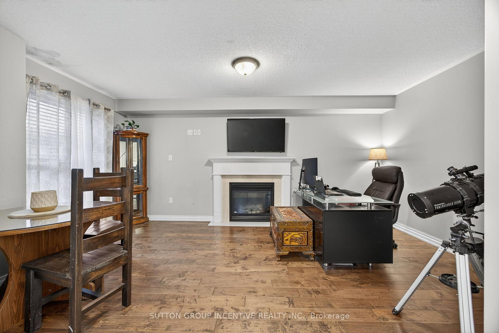 Detached House for sale at 4 Dunnett Drive, Barrie, Ontario, L4N 0H8 - Ardagh - MLS: S12996902