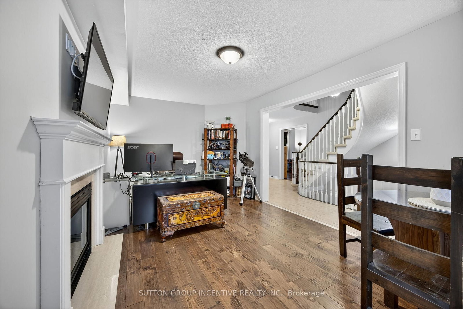 Detached House for sale at 4 Dunnett Drive, Barrie, Ontario, L4N 0H8 - Ardagh - MLS: S12996902