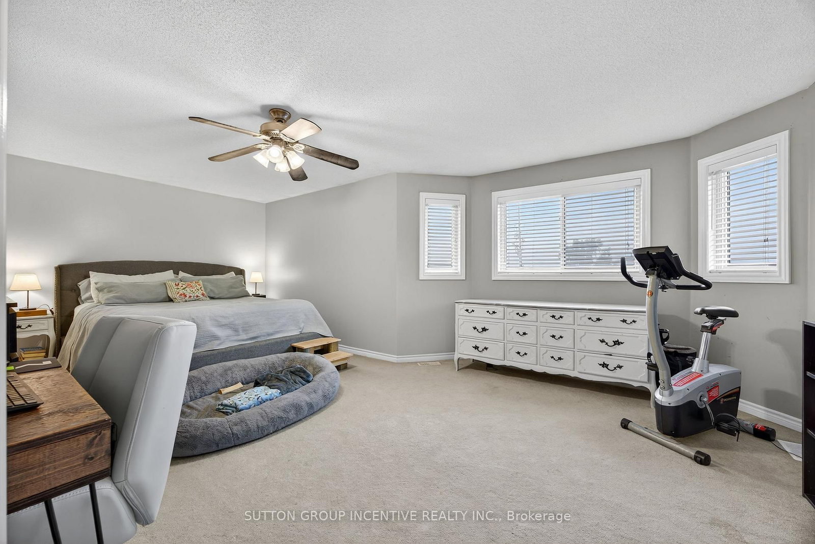 Detached House for sale at 4 Dunnett Drive, Barrie, Ontario, L4N 0H8 - Ardagh - MLS: S12996902