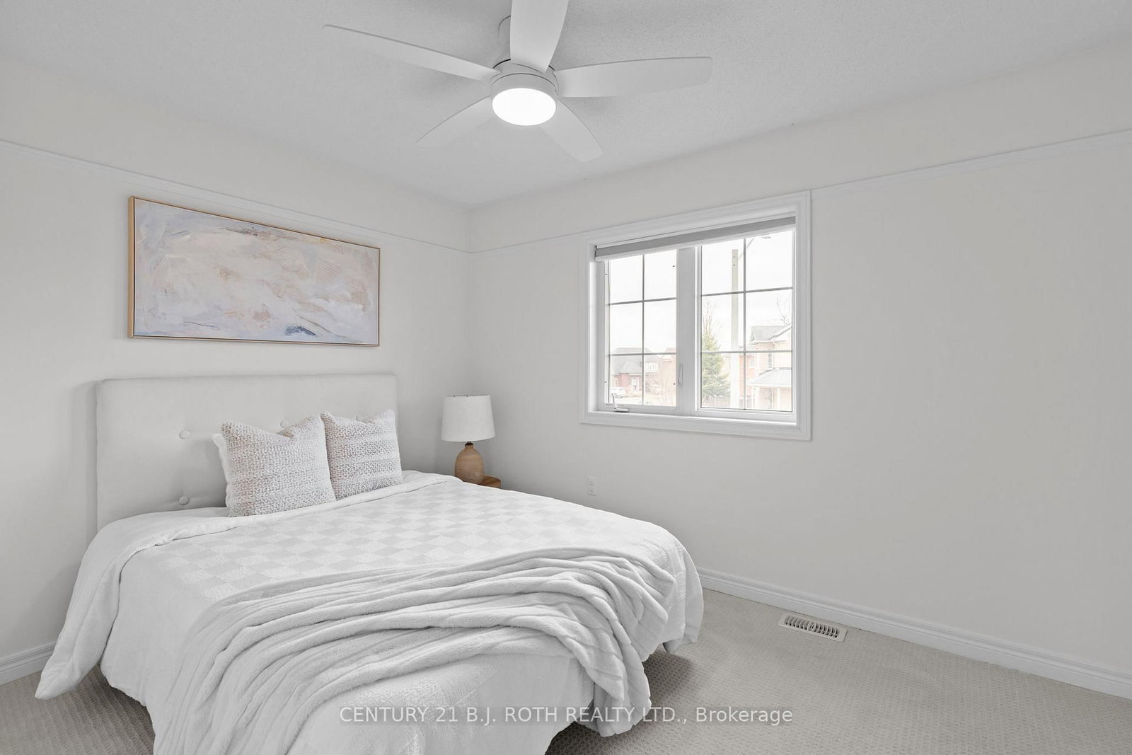 Detached House for sale at 30 Megan Crescent, Barrie, Ontario, L4N 6E2 - Holly - MLS: S12997354