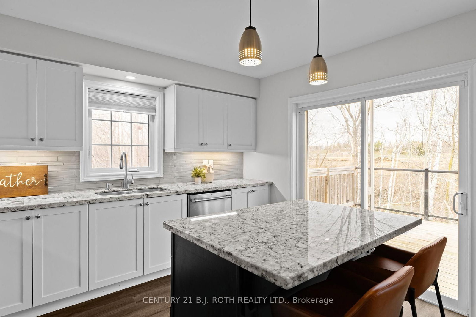 Detached House for sale at 30 Megan Crescent, Barrie, Ontario, L4N 6E2 - Holly - MLS: S12997354