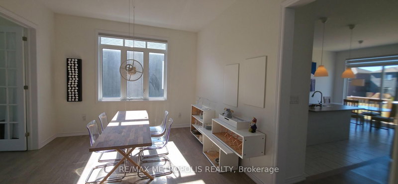 298 Ramblewood Dr, Wasaga Beach, L9Z 0C4 | Image 3