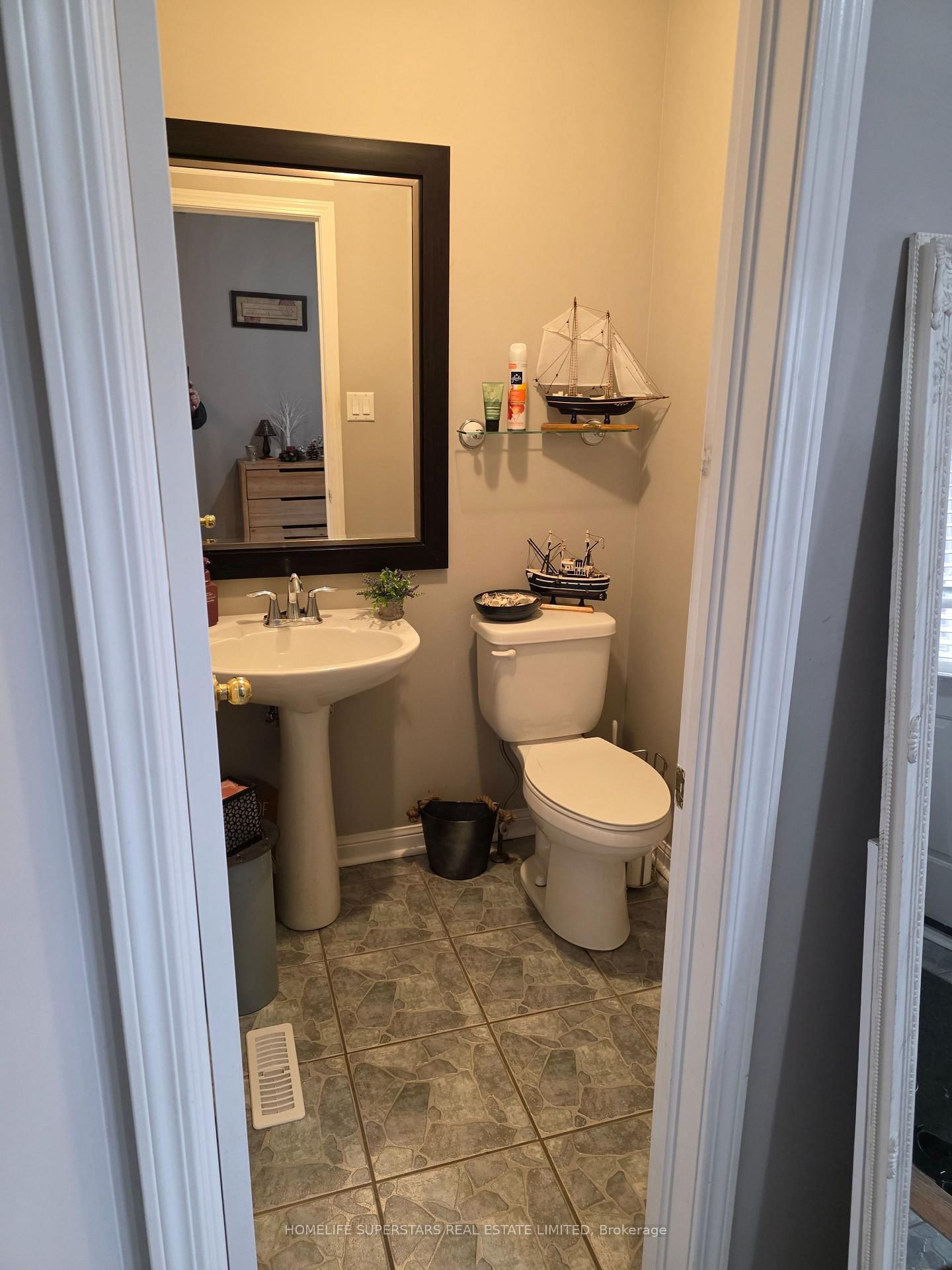 Townhouse for sale at 371 Ferndale Drive, Barrie, Ontario, L4N 9Y8 - Ardagh - MLS: S12998672