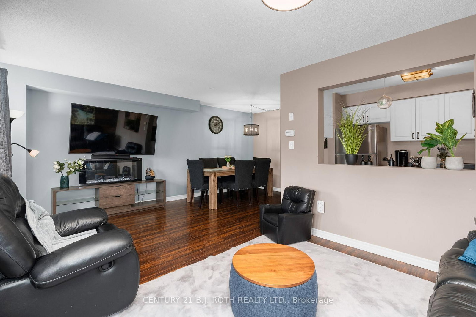 221 Harvie Road - Photo 16
