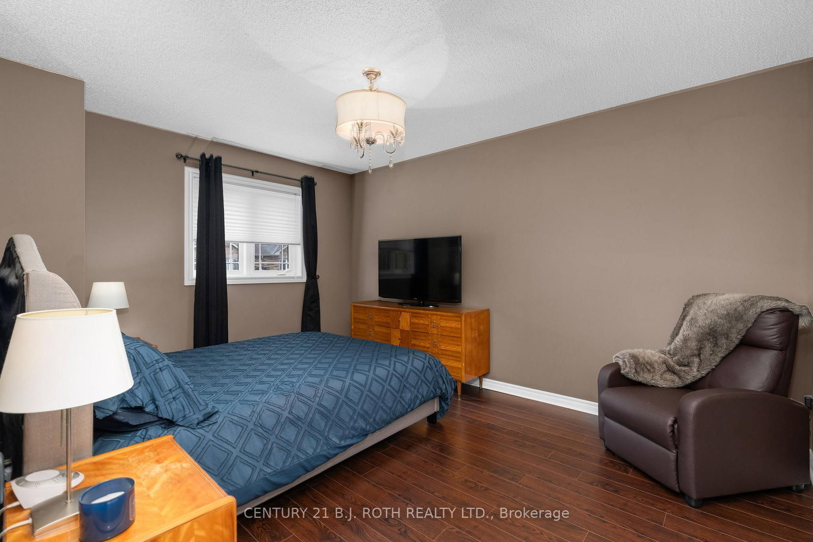 221 Harvie Road - Photo 26