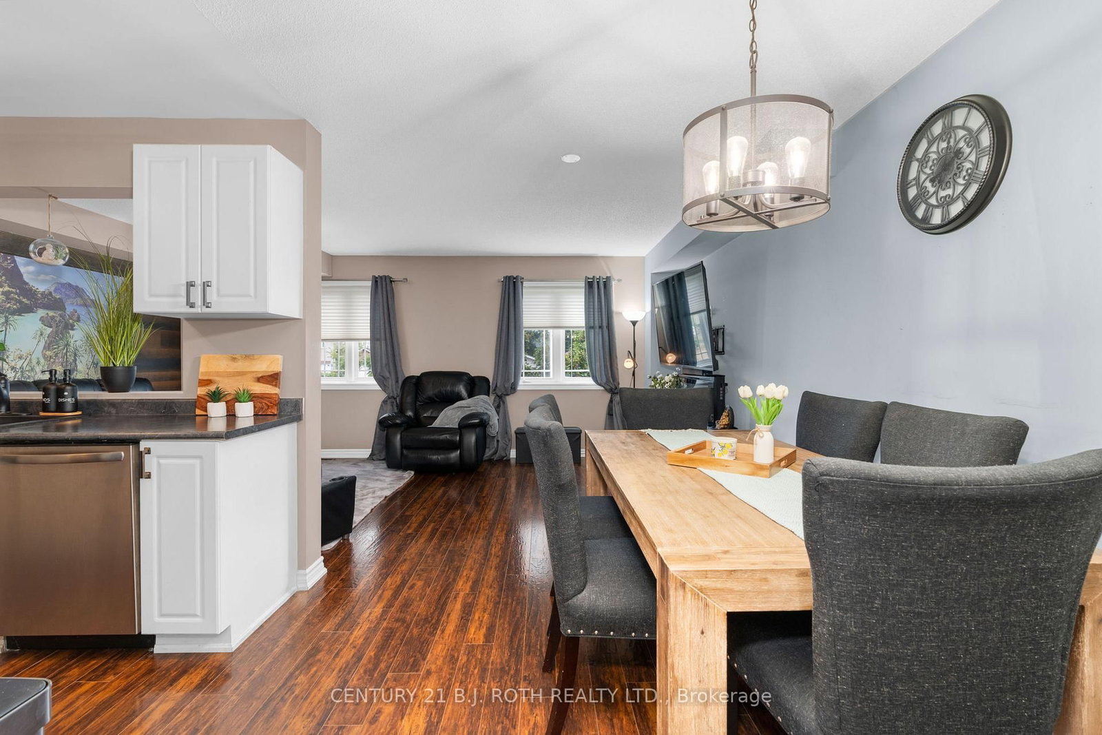 221 Harvie Road - Photo 9