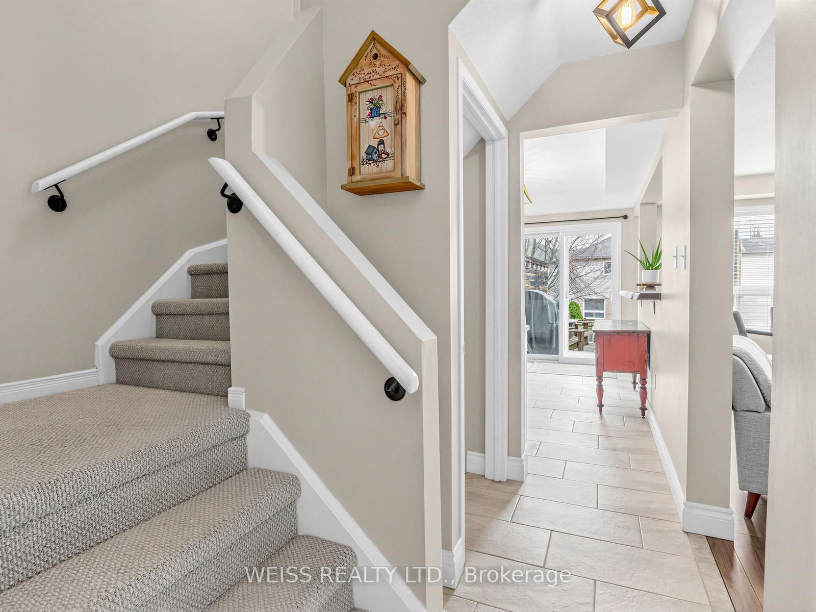 Townhouse for sale at 12 Sunset Place, Barrie, Ontario, L4N 0T7 - Holly - MLS: S12999660