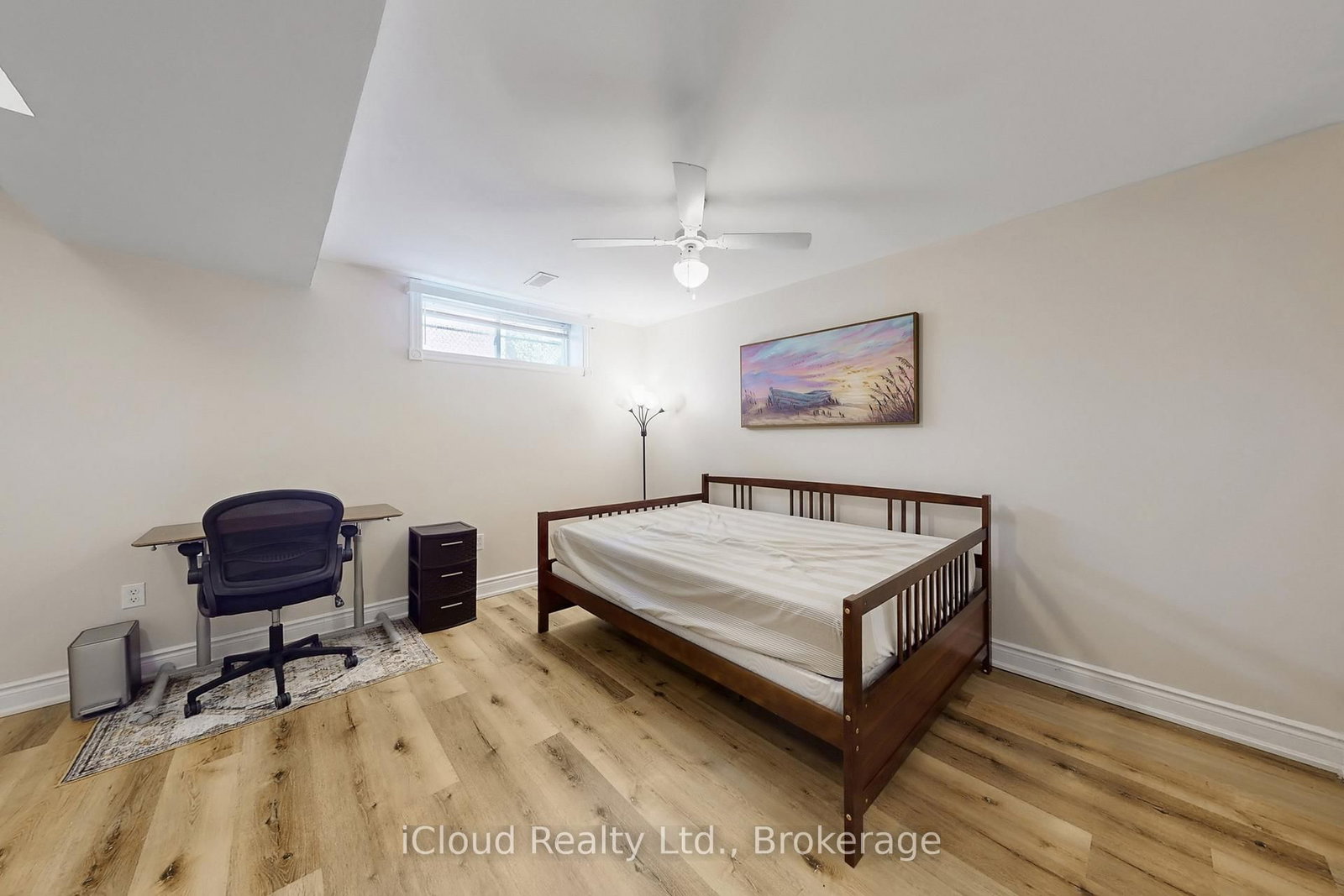 Detached House for sale at 197 Mapleton Avenue, Barrie, Ontario, L4N 8T5 - Holly - MLS: S12999714