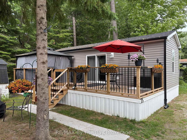 75 - 85 THEME PARK Drive