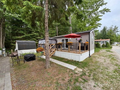 85 THEME PARK Drive • #75 • Wasaga Beach, ON photo 9
