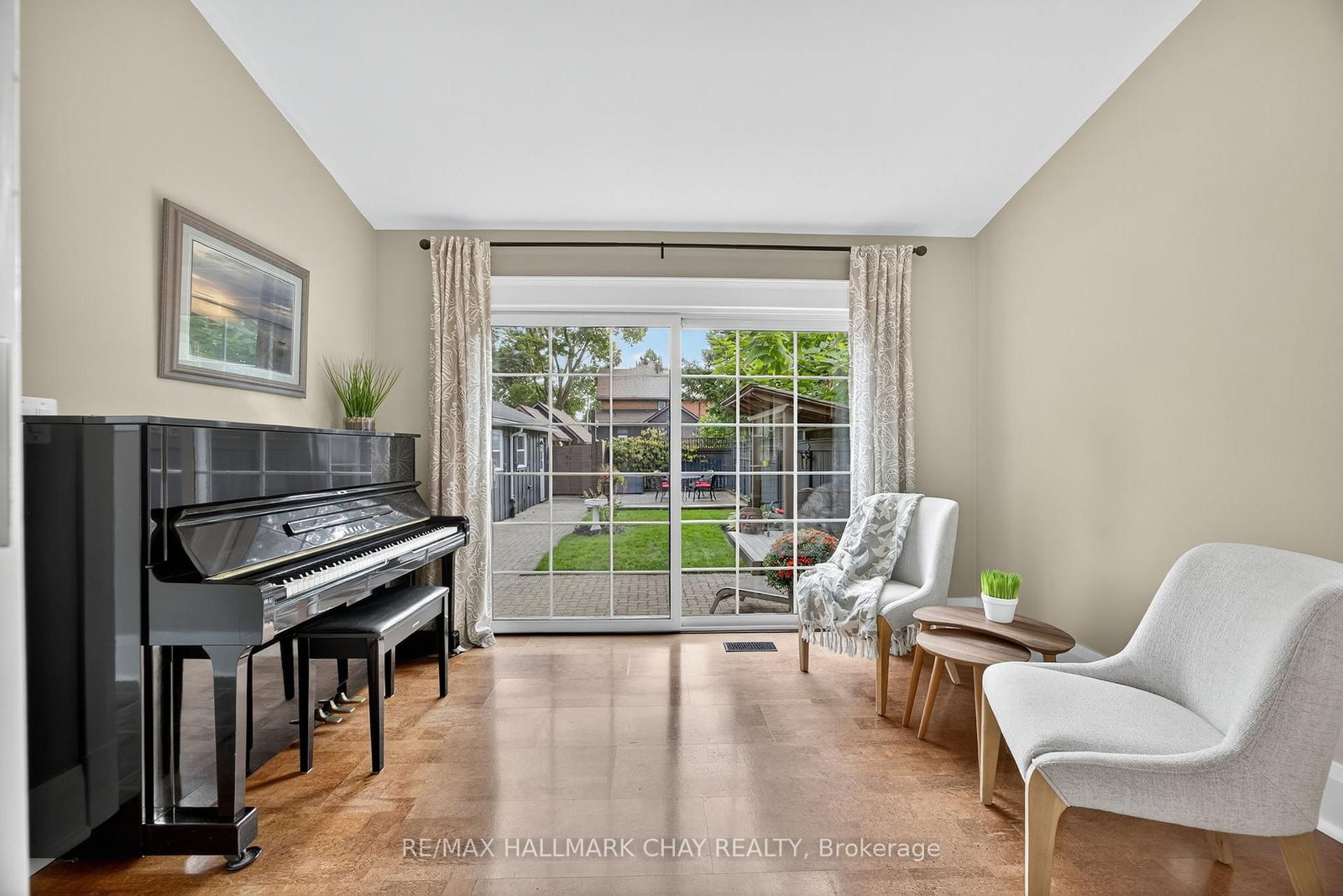 Detached House for sale at 53 Eccles Street, Barrie, Ontario, L4N 1Y3 - Queen's Park - MLS: S13000994