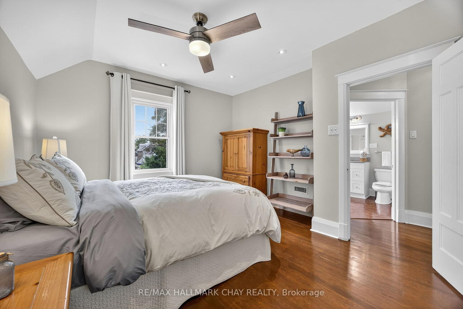 Detached House for sale at 53 Eccles Street, Barrie, Ontario, L4N 1Y3 - Queen's Park - MLS: S13000994