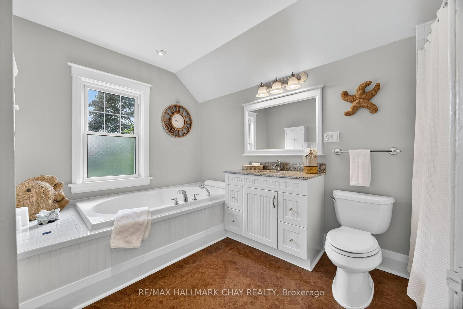 Detached House for sale at 53 Eccles Street, Barrie, Ontario, L4N 1Y3 - Queen's Park - MLS: S13000994