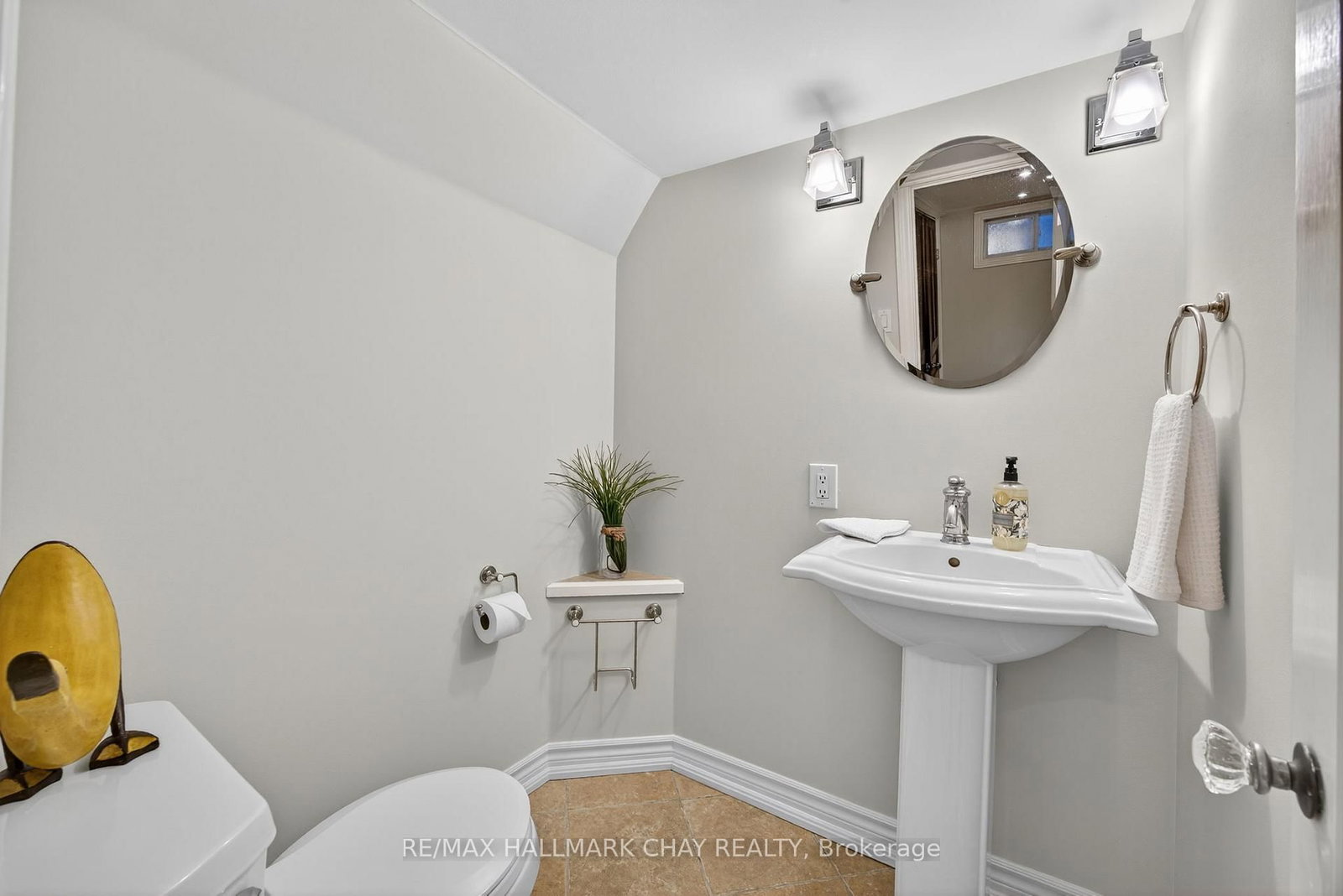 Detached House for sale at 53 Eccles Street, Barrie, Ontario, L4N 1Y3 - Queen's Park - MLS: S13000994