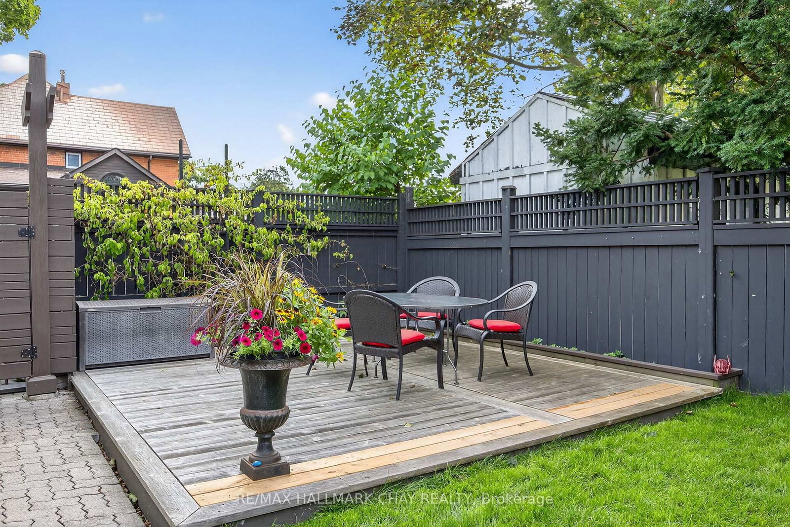 Detached House for sale at 53 Eccles Street, Barrie, Ontario, L4N 1Y3 - Queen's Park - MLS: S13000994