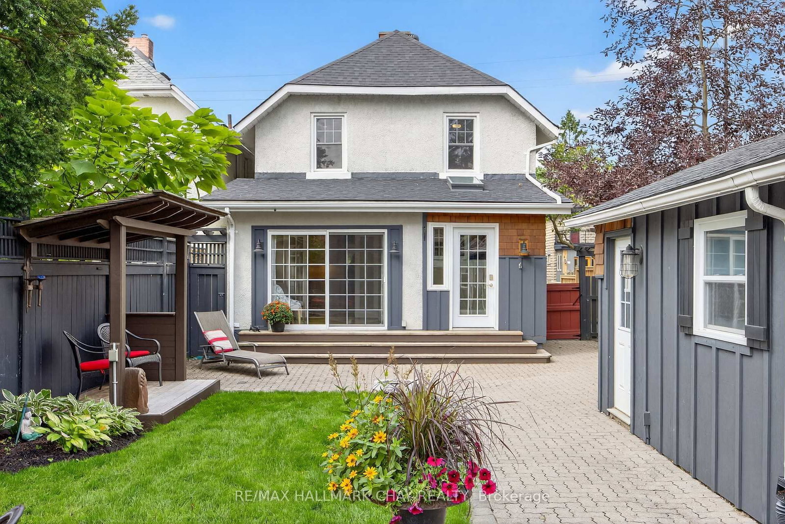 Detached House for sale at 53 Eccles Street, Barrie, Ontario, L4N 1Y3 - Queen's Park - MLS: S13000994