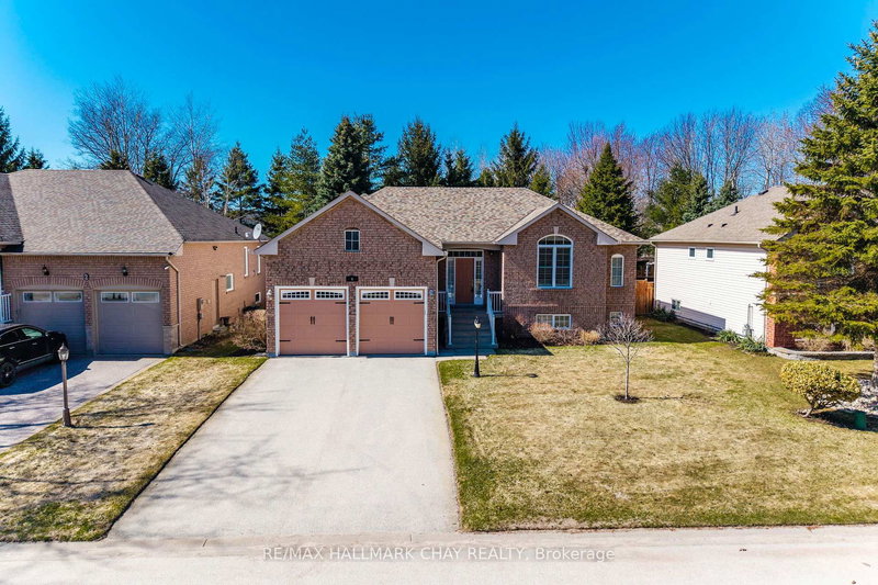 home for sale on 4 Bay Court