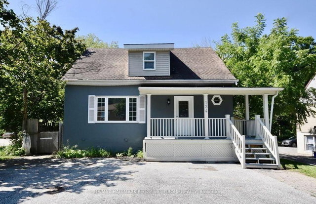 Lower - 124 Berczy Street