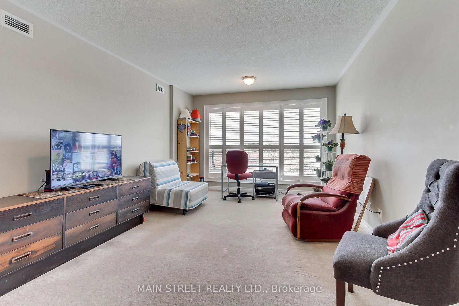 500 Mapleview Drive W, Unit 305 - Photo 23